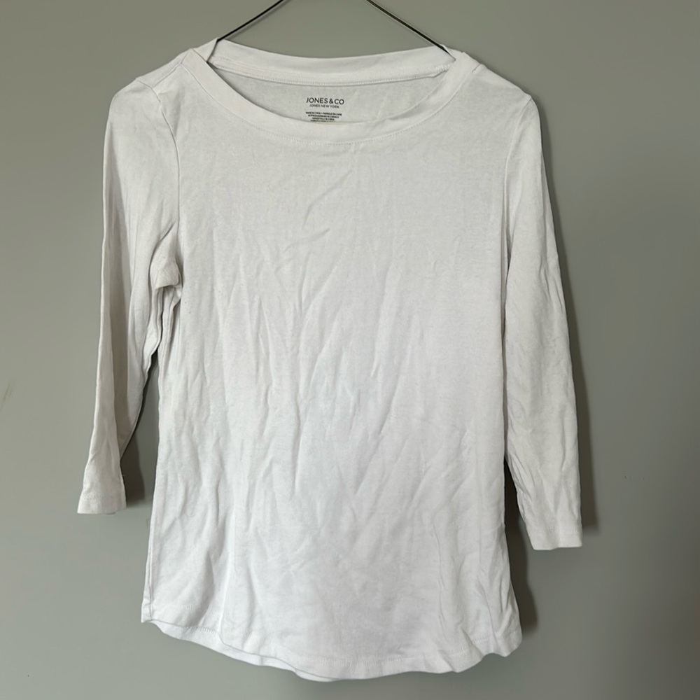 White jones & co tee